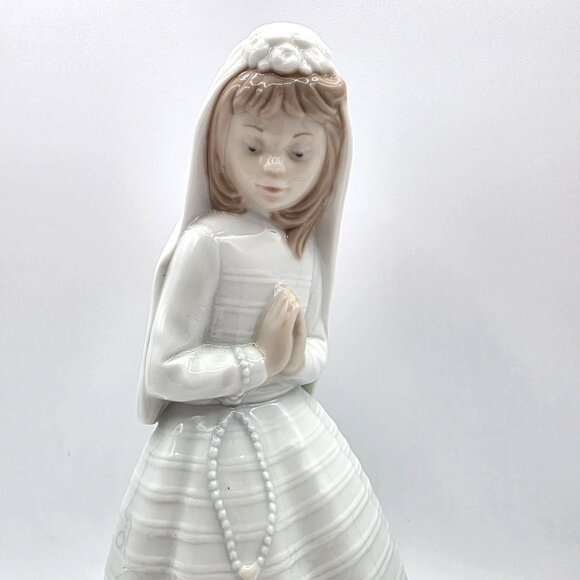 Vintage NAO by Lladro Praying Girl Confirmation First Communion Figurine Retired - Picture 2 of 12
